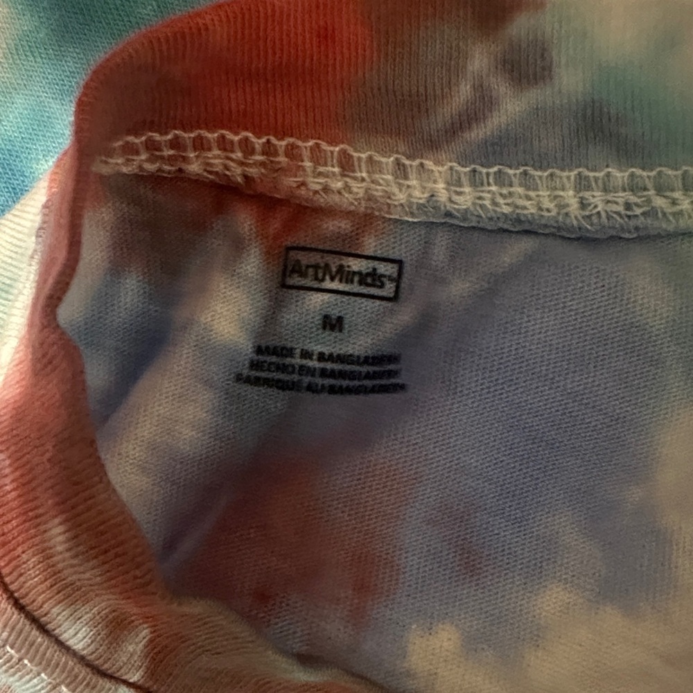 New Pet Tie-Dye Reflective Paw Print T-Shirt size Medium Dog, Cat, Monkey - Picture 2 of 5